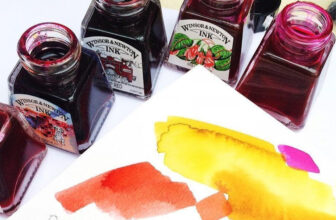 Winsor & Newton: 20% off your favourite shades of Drawing & Calligraphy Inks.